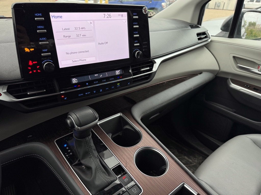 2023 Toyota Sienna XLE 7 Passenger
