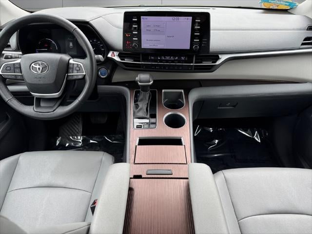 2023 Toyota Sienna XLE 7 Passenger