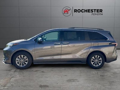2023 Toyota Sienna XLE 7 Passenger