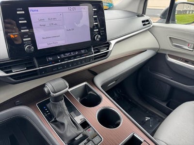 2023 Toyota Sienna XLE 7 Passenger