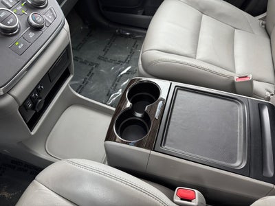 2017 Toyota Sienna XLE 8 Passenger