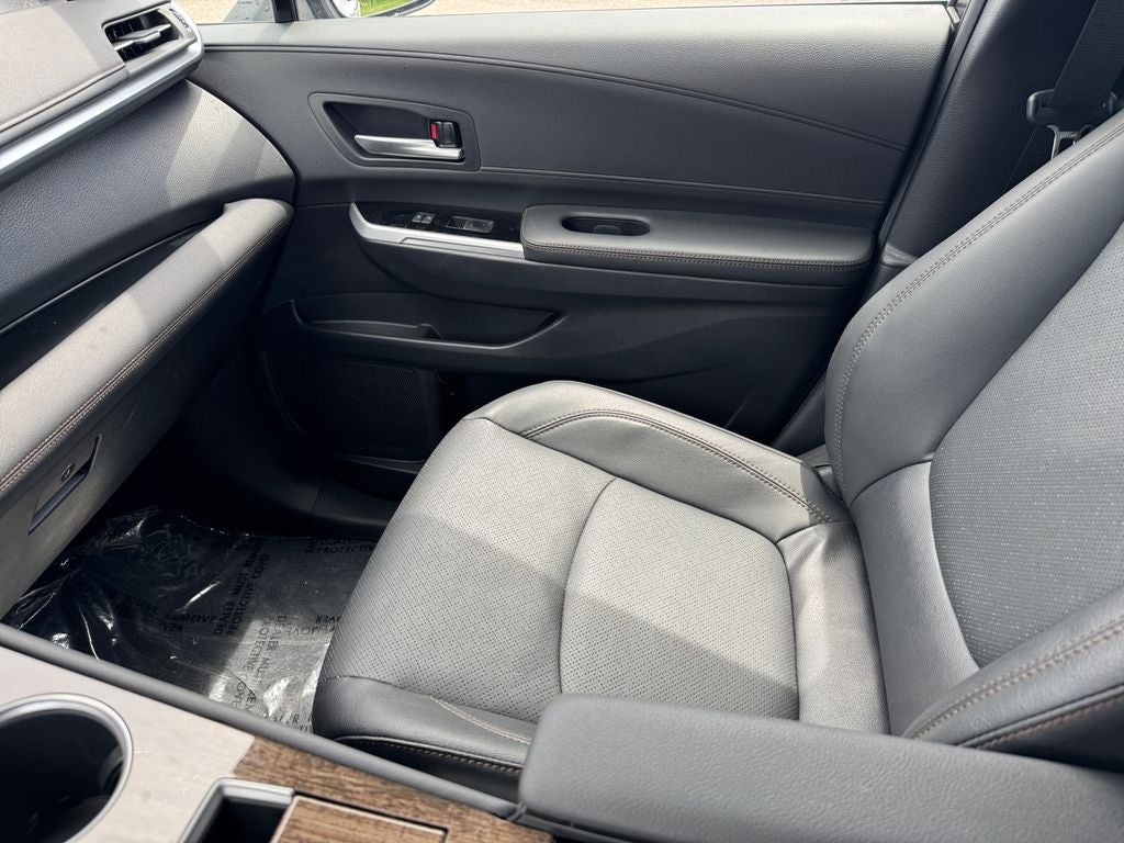 2025 Toyota Sienna Limited 7 Passenger