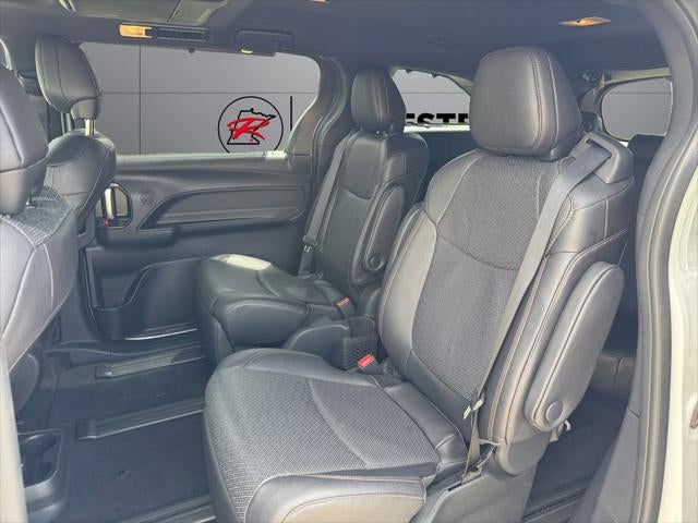 2025 Toyota Sienna Limited 7 Passenger