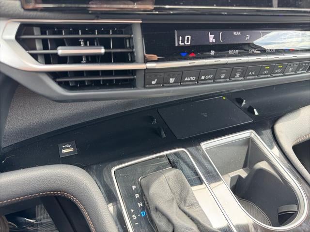 2025 Toyota Sienna Limited 7 Passenger