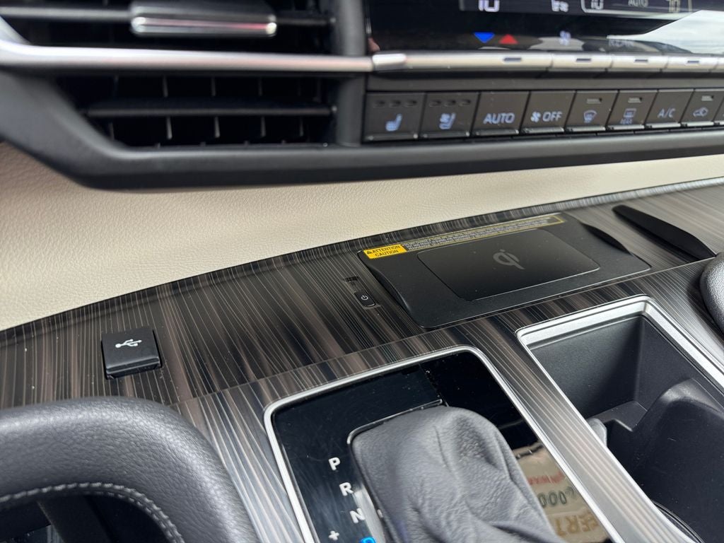 2023 Toyota Sienna Limited 7 Passenger