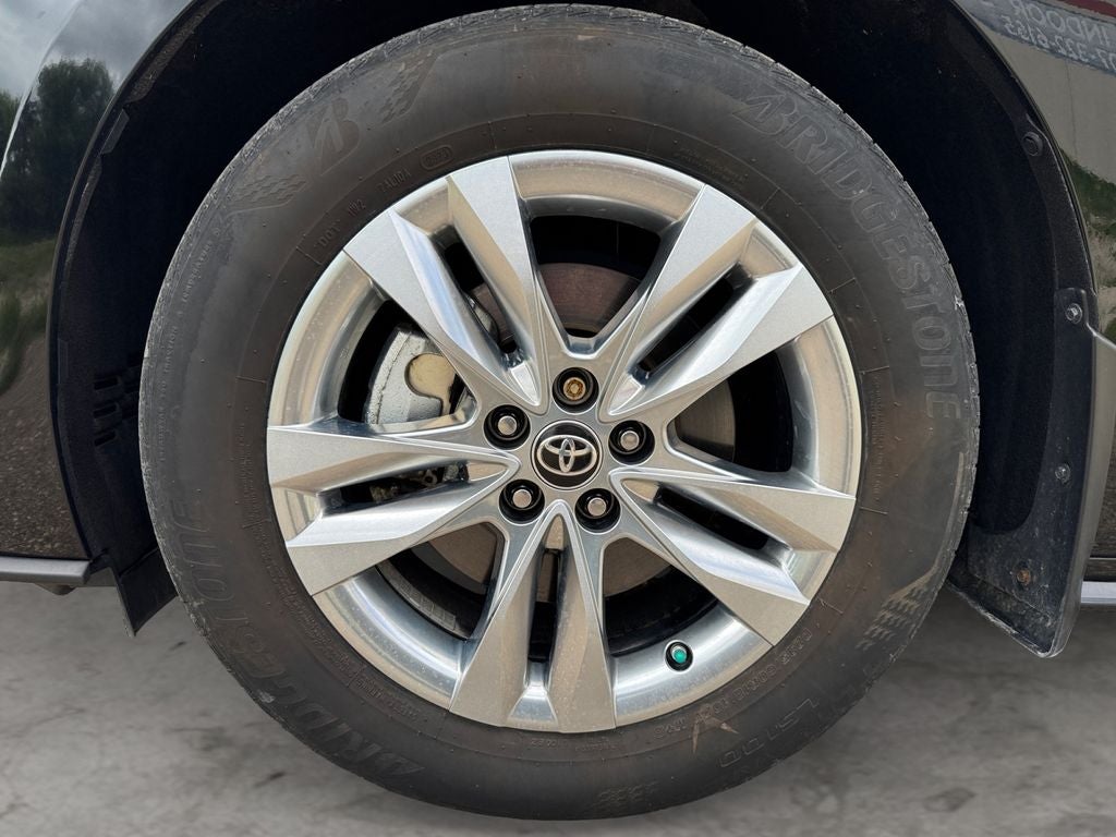 2023 Toyota Sienna Limited 7 Passenger