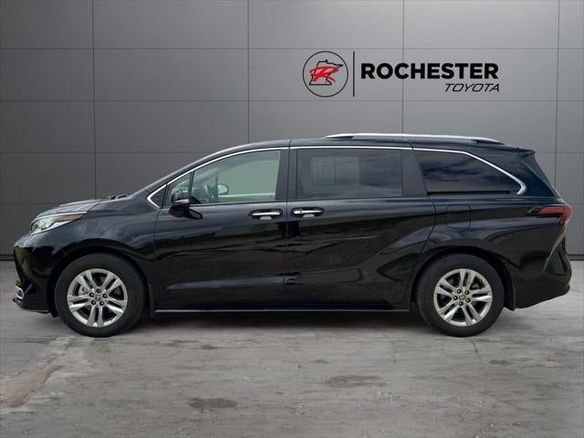 2023 Toyota Sienna Limited 7 Passenger