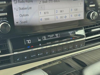 2023 Toyota Sienna Limited 7 Passenger