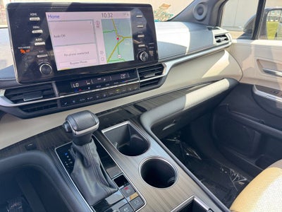 2024 Toyota Sienna Limited 7 Passenger