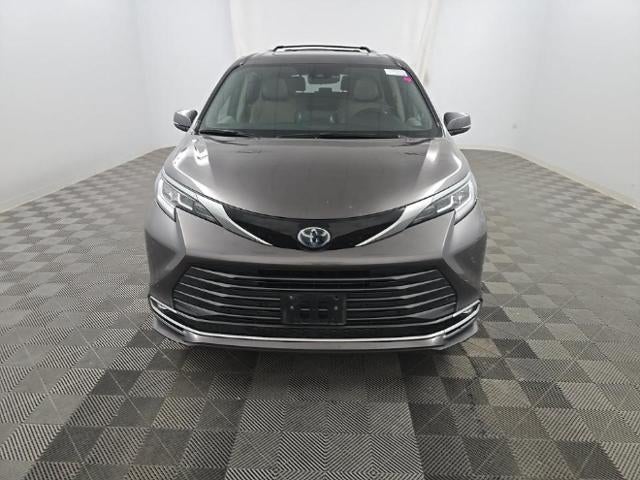 2024 Toyota Sienna Limited 7 Passenger