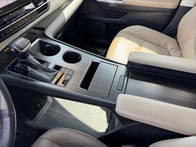 2024 Toyota Sienna Limited 7 Passenger