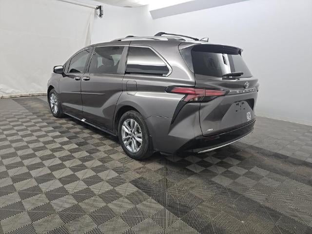 2024 Toyota Sienna Limited 7 Passenger