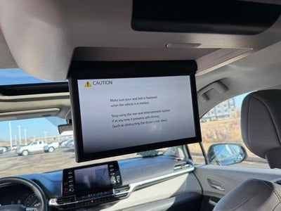 2023 Toyota Sienna Limited 7 Passenger
