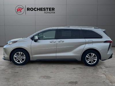 2023 Toyota Sienna Limited 7 Passenger