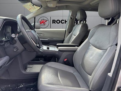 2023 Toyota Sienna Limited 7 Passenger