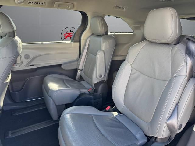 2023 Toyota Sienna Limited 7 Passenger