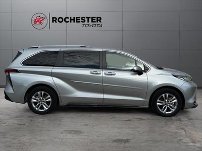 2023 Toyota Sienna Limited 7 Passenger