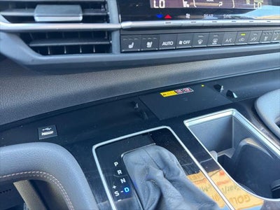 2025 Toyota Sienna Limited 7 Passenger