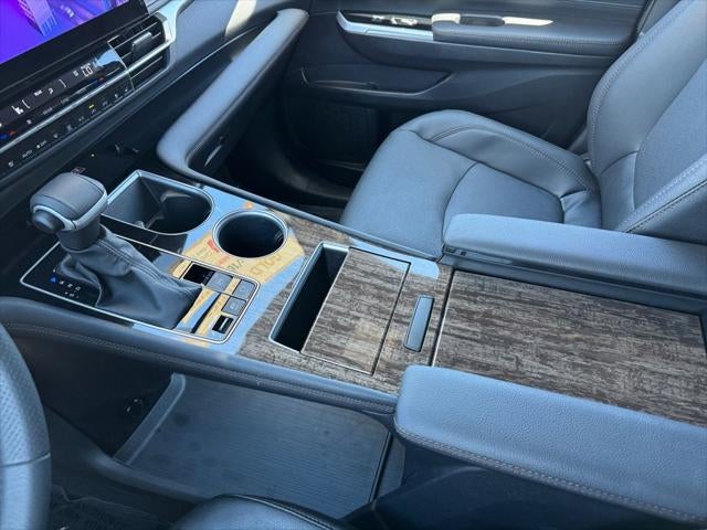 2025 Toyota Sienna Limited 7 Passenger