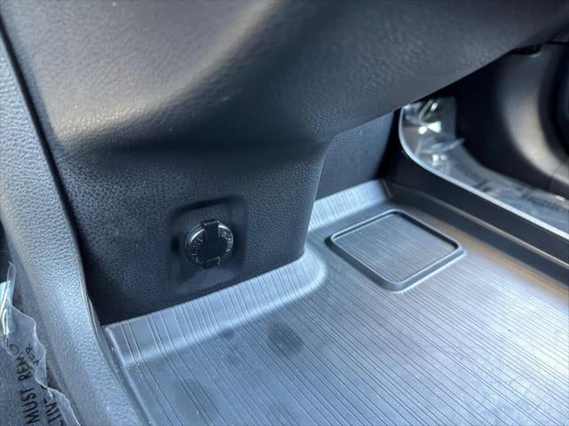 2025 Toyota Sienna Limited 7 Passenger