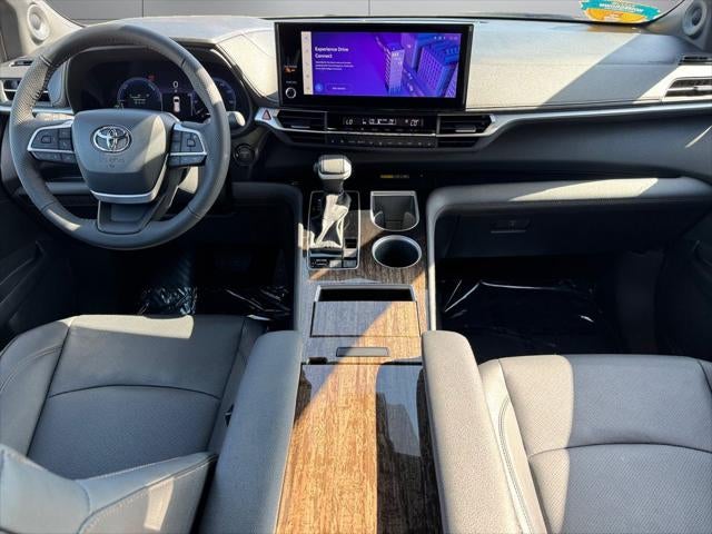 2026 Toyota Sienna Limited 7 Passenger