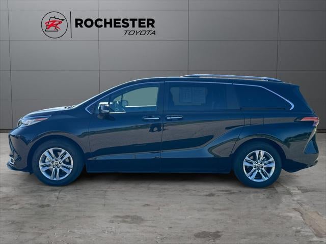 2026 Toyota Sienna Limited 7 Passenger