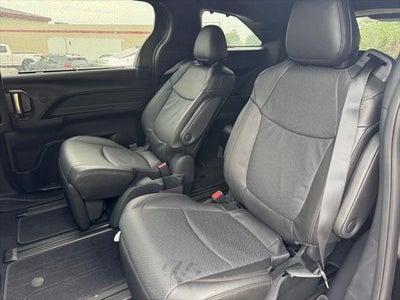 2026 Toyota Sienna Limited 7 Passenger