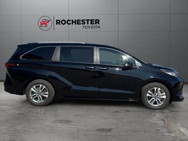 2026 Toyota Sienna Limited 7 Passenger