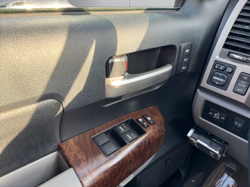 2010 Toyota Tundra Limited CrewMax