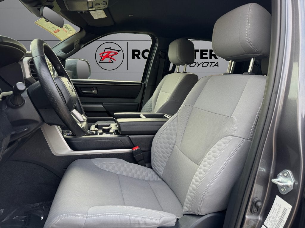 2025 Toyota Tundra SR5 4WD