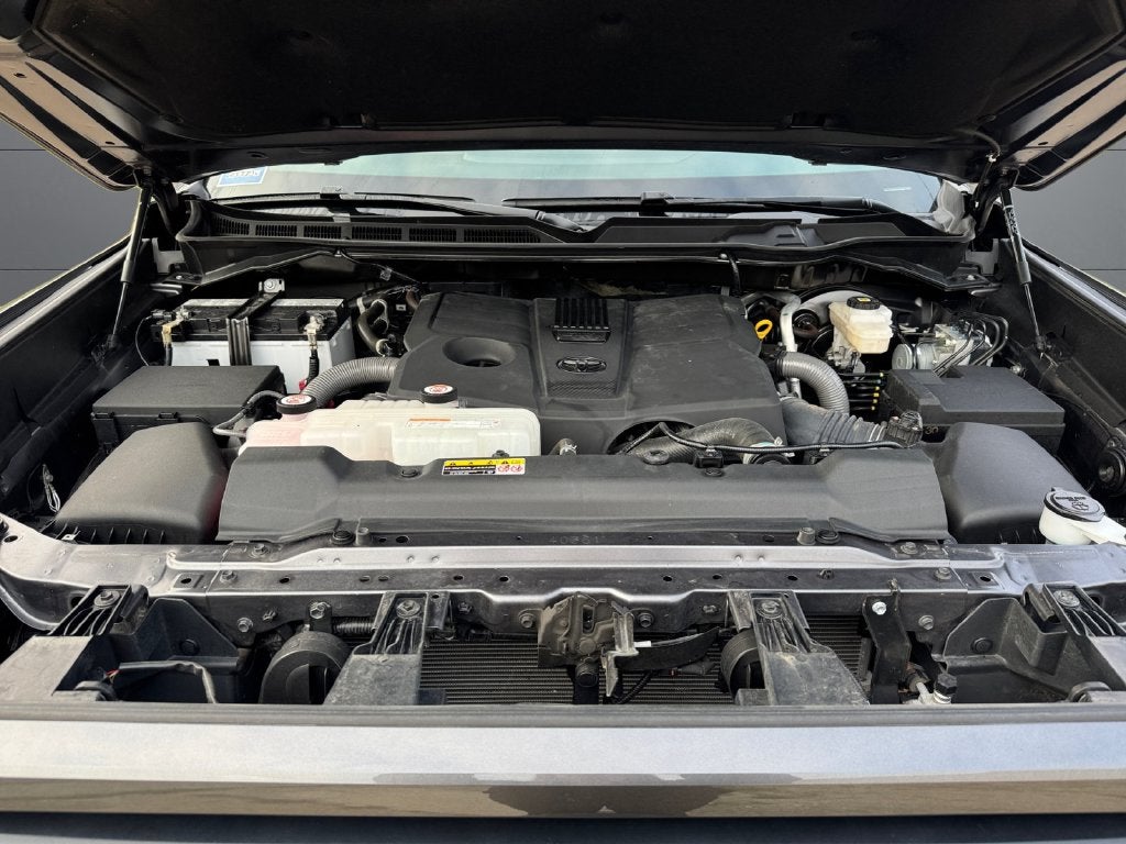 2025 Toyota Tundra SR5 4WD