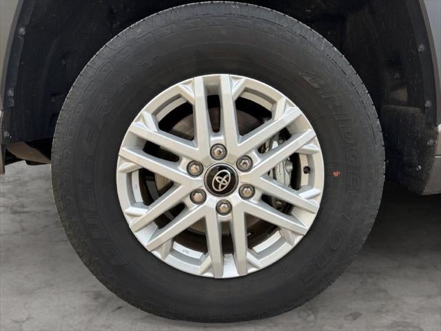 2025 Toyota Tundra SR5 4WD