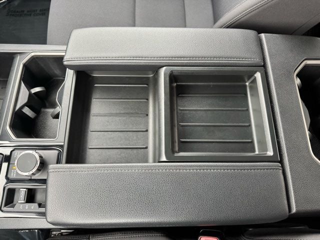 2022 Toyota Tundra SR5 4WD