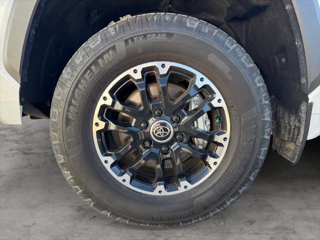 2024 Toyota Tundra SR5 4WD