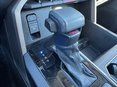 2022 Toyota Tundra SR5 4WD