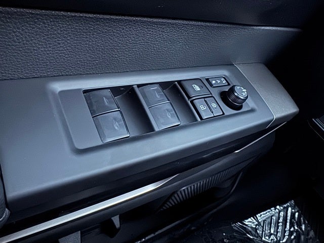 2025 Toyota Tundra SR5 4WD