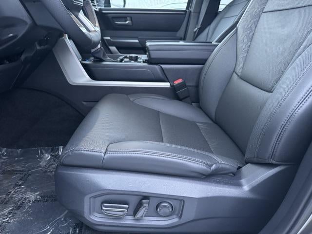 2025 Toyota Tundra SR5 4WD