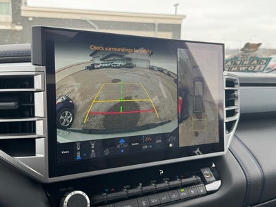 2025 Toyota Tundra Hybrid Platinum 4WD