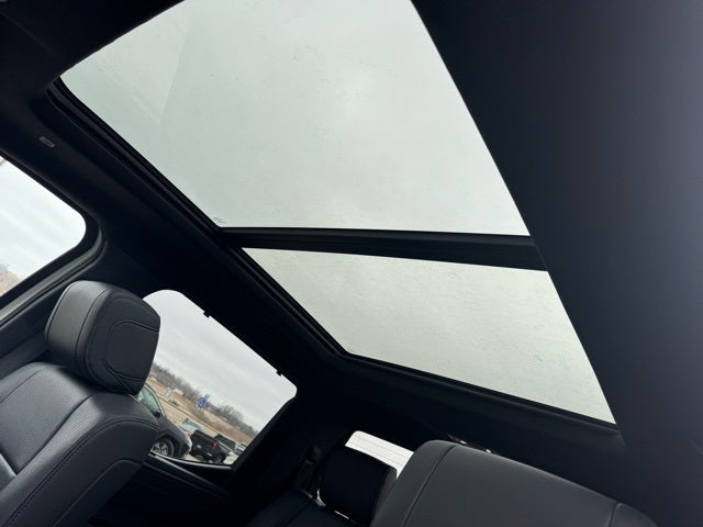 2025 Toyota Tundra Hybrid Platinum 4WD