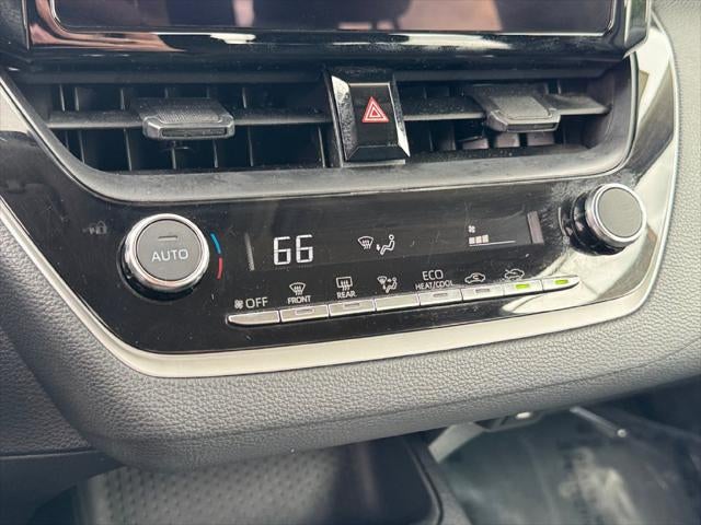 2025 Toyota Corolla LE FWD