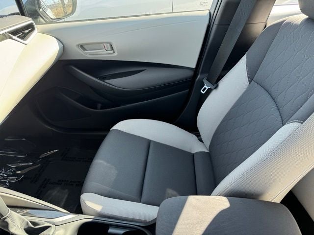 2025 Toyota Corolla LE FWD