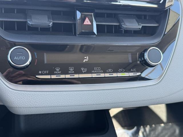 2025 Toyota Corolla LE FWD