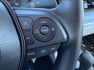 2025 Toyota Corolla LE FWD
