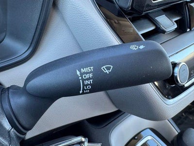 2025 Toyota Corolla LE FWD