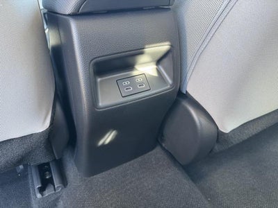 2025 Toyota Corolla LE FWD