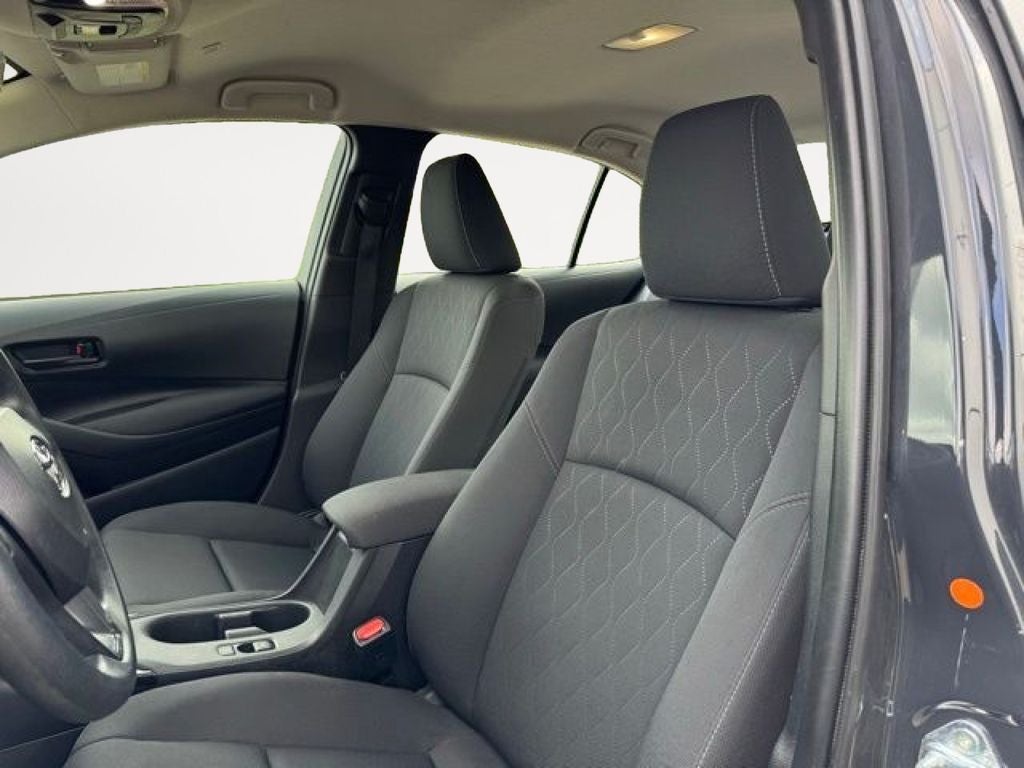 2025 Toyota Corolla LE FWD