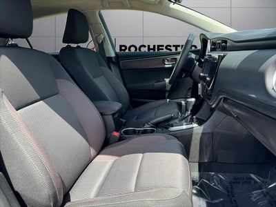 2017 Toyota Corolla LE FWD