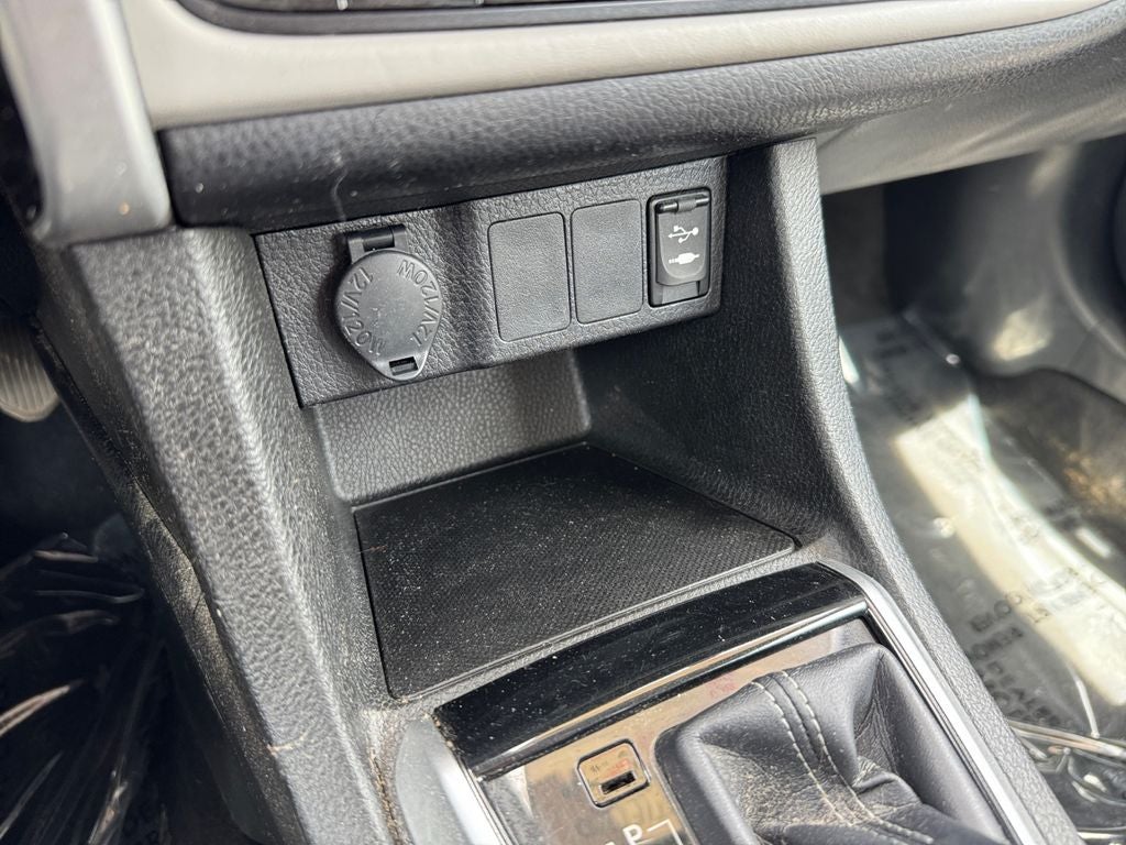 2017 Toyota Corolla LE FWD