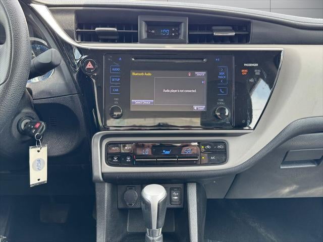 2017 Toyota Corolla LE FWD