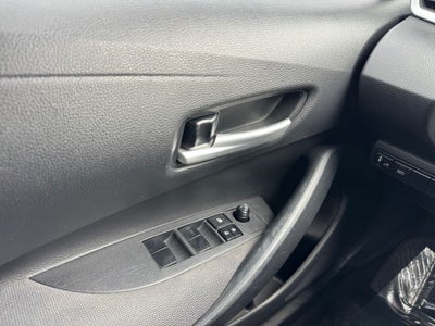 2020 Toyota Corolla LE FWD